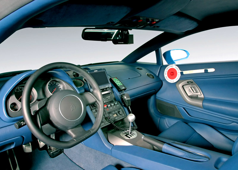 [2004-Lamborghini-Gallardo-Italian-State-Police-Interior-1280x960.jpg]